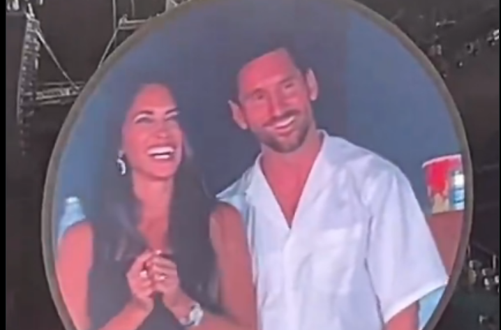 Lionel Messi Antonela Roccuzzo Coldplay Kiss Cam